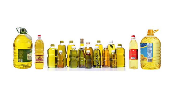 Tehtaalla muovipullojen-Corn-Oil-täyttö-Line