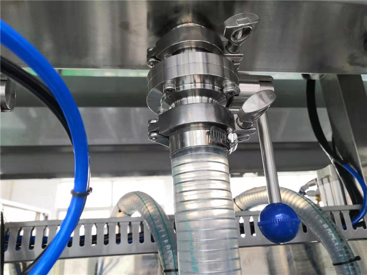 suklaan täyttö kone